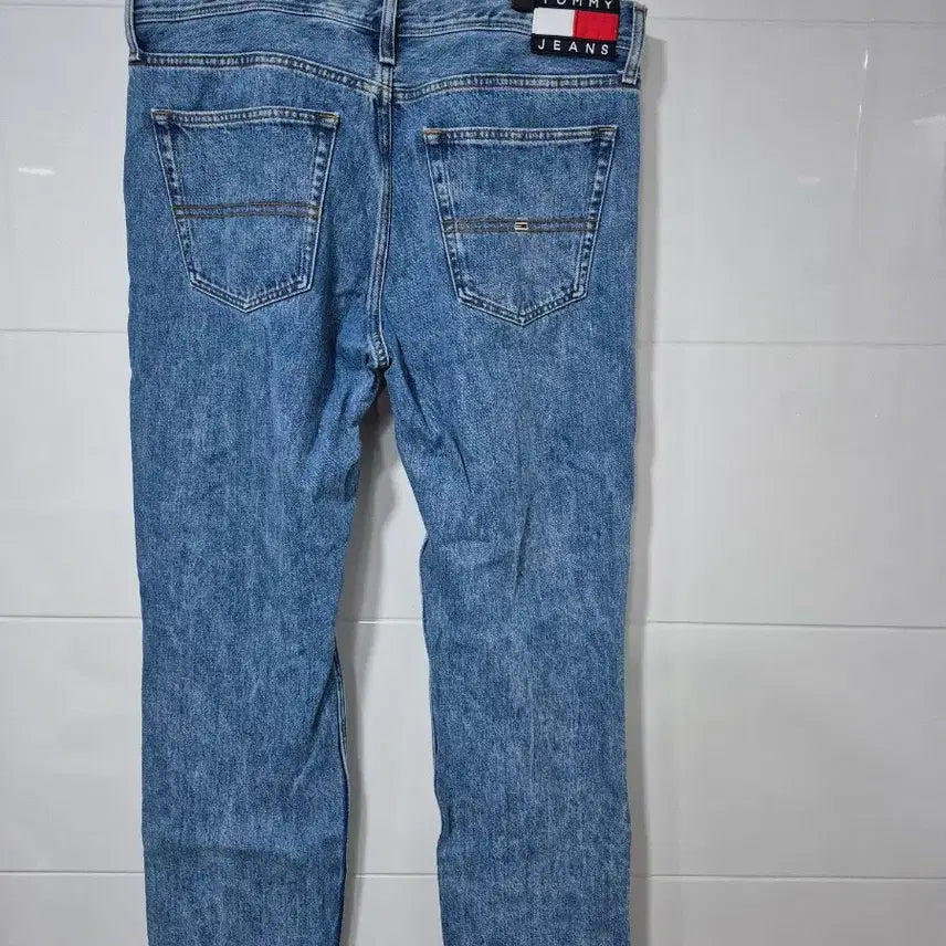[BUNJANG] Tommy Hilfiger Light Wash Denim Jeans / 타미진스 연청 데님 청바지34