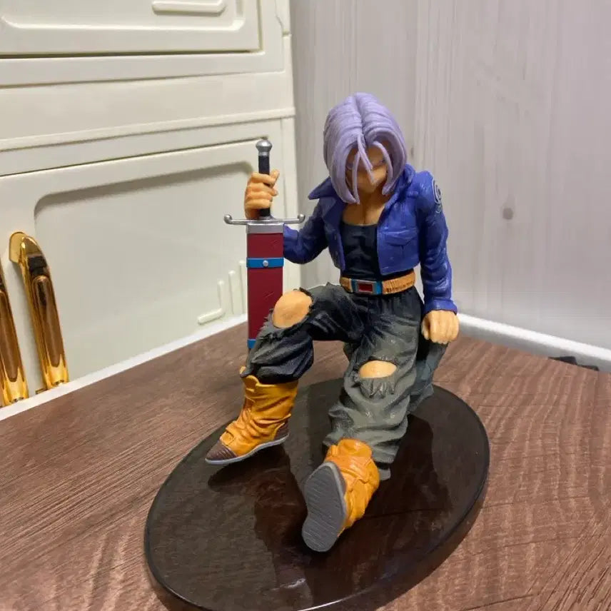 [BUNJANG] Dragon Ball Trunks Figure / 드래곤볼 트랭크스 피규어