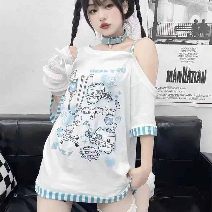 [BUNJANG] Medical Print Off-Shoulder T-Shirt / 지뢰계 메디컬 프린트 오프숄더 티셔츠