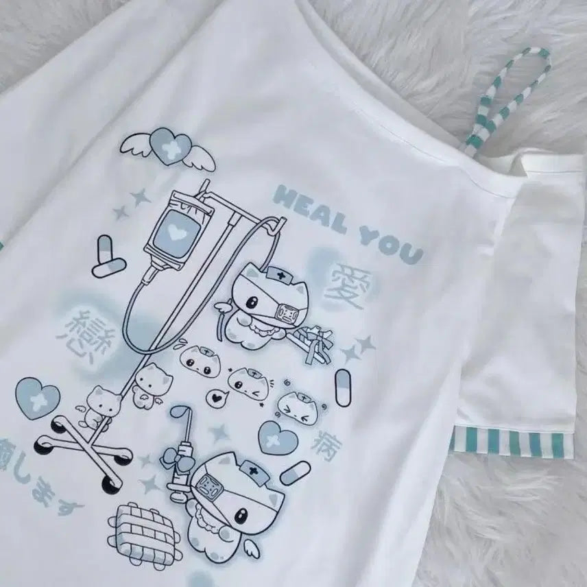 [BUNJANG] Medical Print Off-Shoulder T-Shirt / 지뢰계 메디컬 프린트 오프숄더 티셔츠