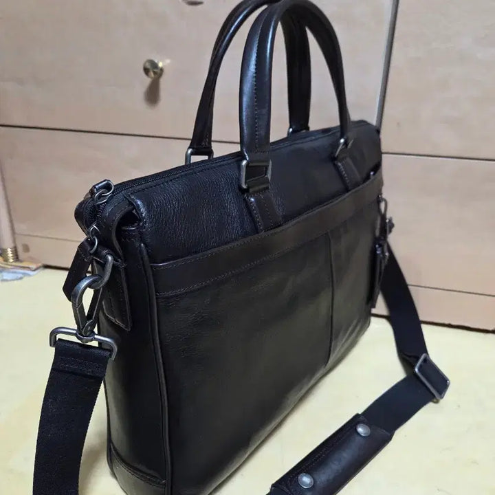 [BUNJANG] Tumi Eastern Top Zip Briefcase / 투미 정품 이스턴 탑집업 브리프