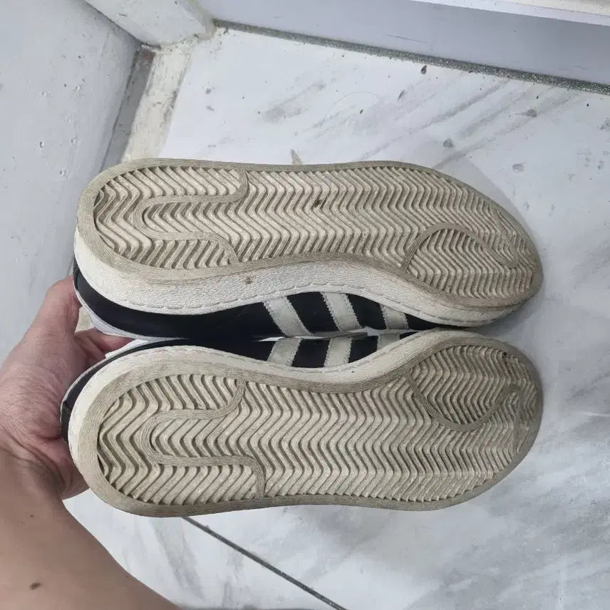 [BUNJANG] Adidas Superstar 82 Sneakers / 아디다스 슈퍼스타82 285