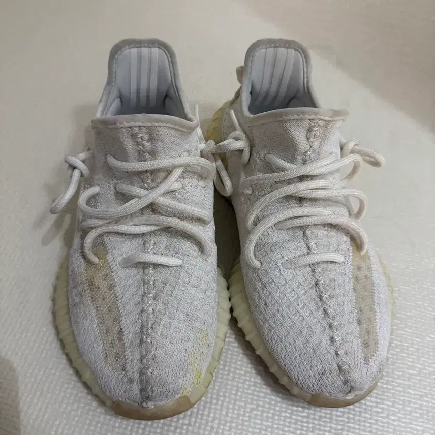 [BUNJANG] Adidas Yeezy Boost 350 V2 Cream White Sneakers / (230) 아디다스 이지부스트 350 V2 크림 화이트