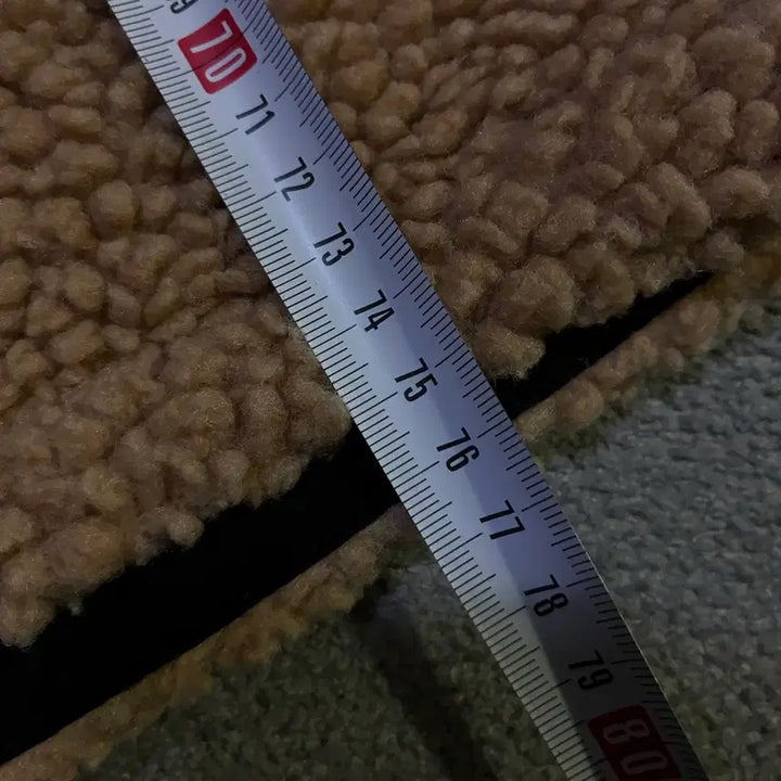 [SOLD OUT] 아임낫휴먼지잉 플리스 하프 반집업 100