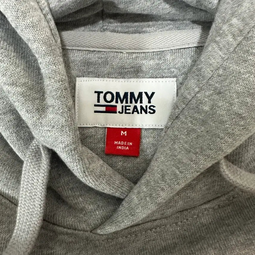 [BUNJANG] Tommy Hilfiger Gray Hoodie (105) / 타미힐피거 그레이 후드티 (105)