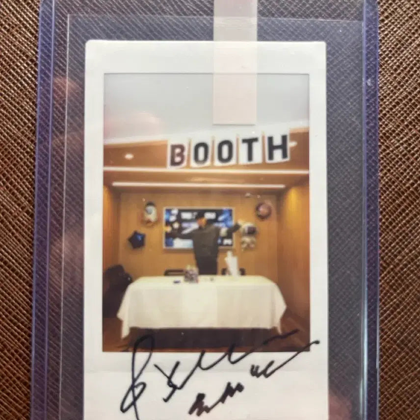 [BUNJANG] Yoon Sunghoon Signed Polaroid / 윤성훈 1타강사 온 카드 사인 폴라로이드