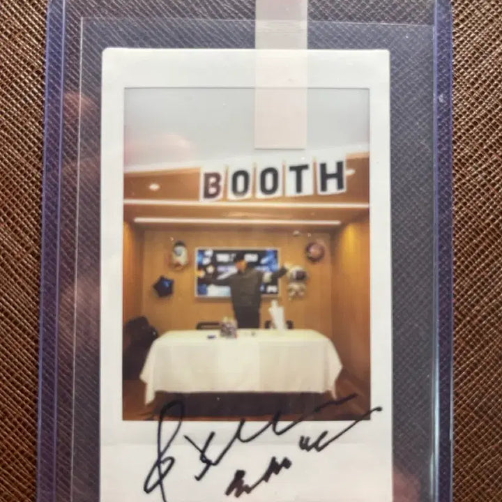 [BUNJANG] Yoon Sunghoon Signed Polaroid / 윤성훈 1타강사 온 카드 사인 폴라로이드