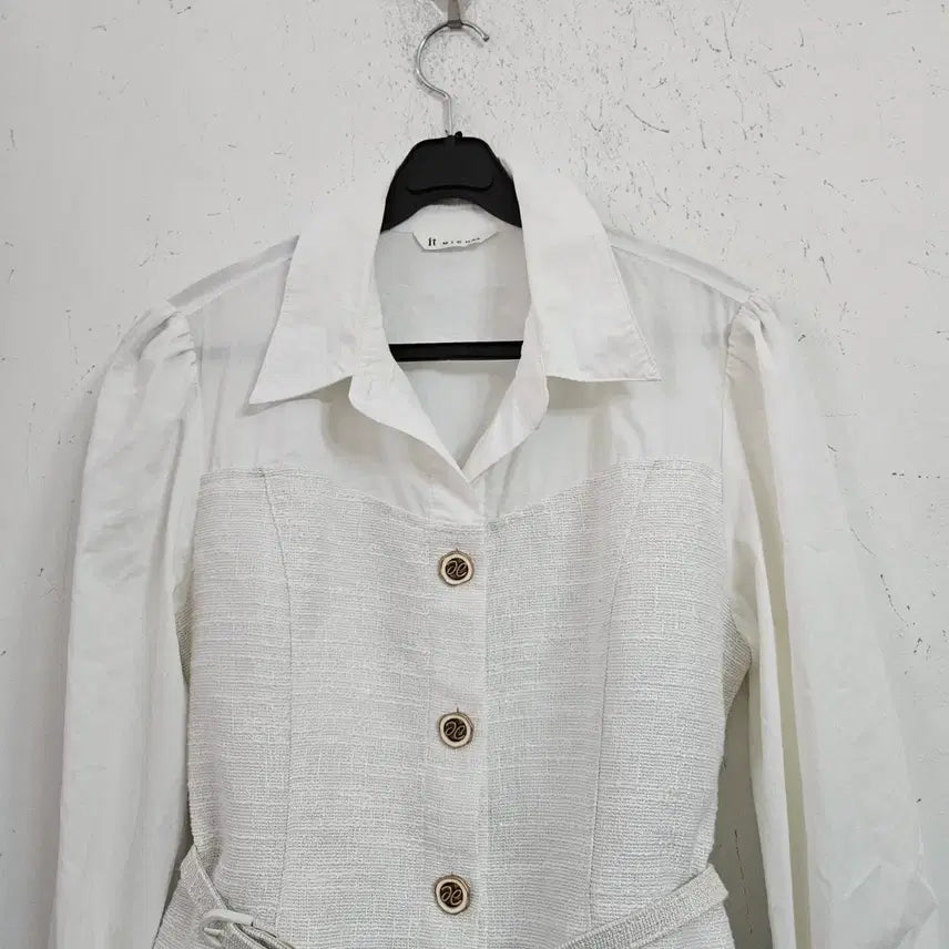 [BUNJANG] Missha White Belted Tweed Shirt Jacket (Size 55) / 미샤화이트 벨트 트위드 셔츠 자켓55