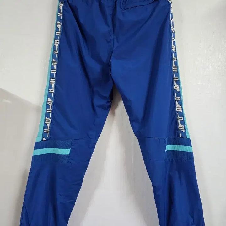 [BUNJANG] Puma Track Pants Blue/Mint Stripe / 푸마 트랙 팬츠 M