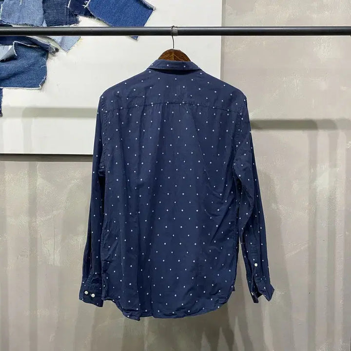 [BUNJANG] Henry Cotton Casual Embroidered Pattern Shirt / (105) 헨리코튼 캐주얼 자수 패턴 셔츠 남방