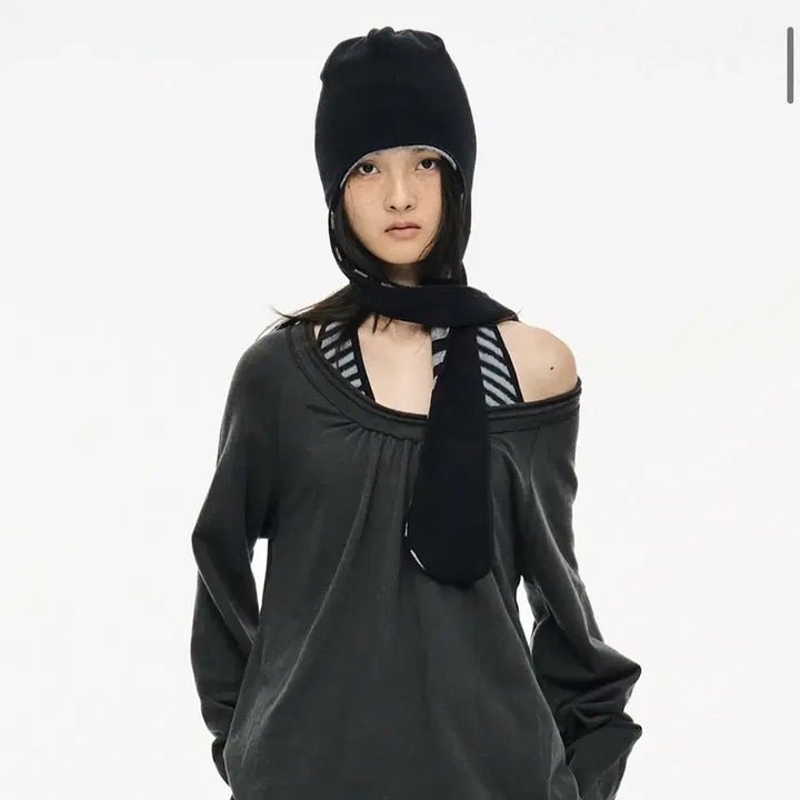 [BUNJANG] Seric Reversible Two-Way Strap Beanie / 세릭 투웨이 스트랩 비니