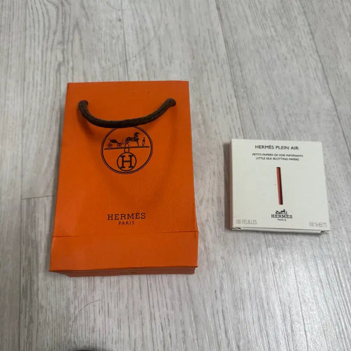 [BUNJANG] Hermes Oil Blotting Paper / 정품 에르메스 기름종이