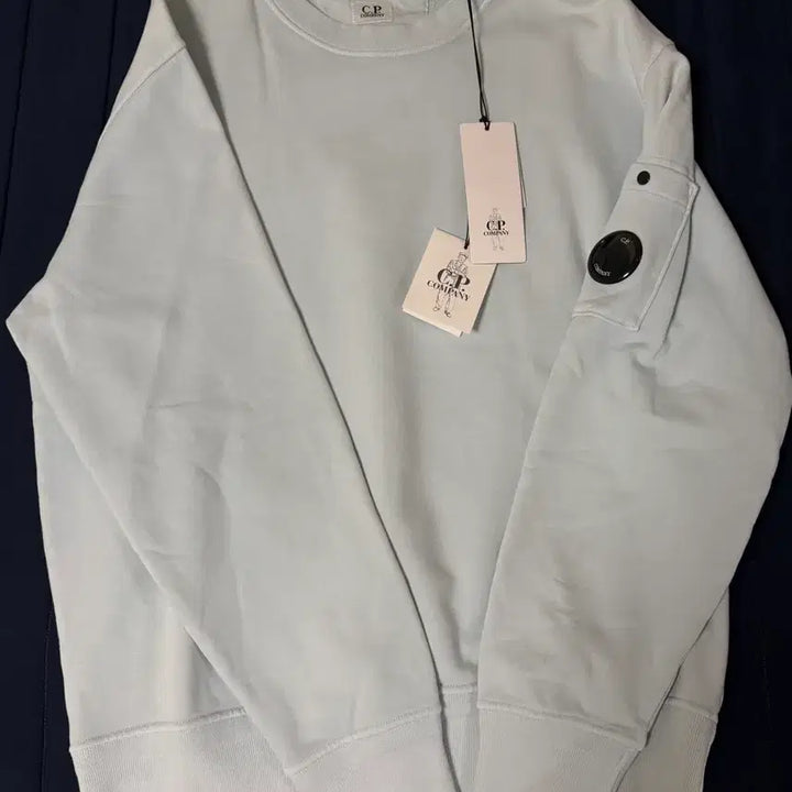 [BUNJANG] CP Company Light Blue Sweatshirt M / 씨피컴퍼니 맨투맨 라이트 블루 M 새상품