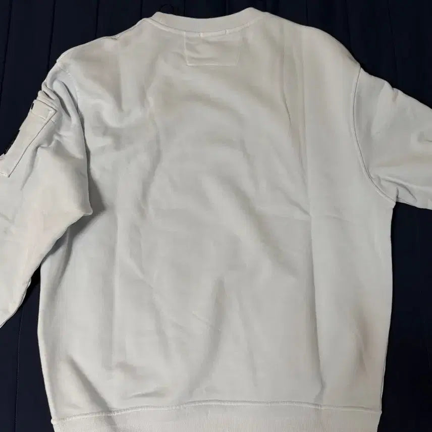 [BUNJANG] CP Company Light Blue Sweatshirt M / 씨피컴퍼니 맨투맨 라이트 블루 M 새상품