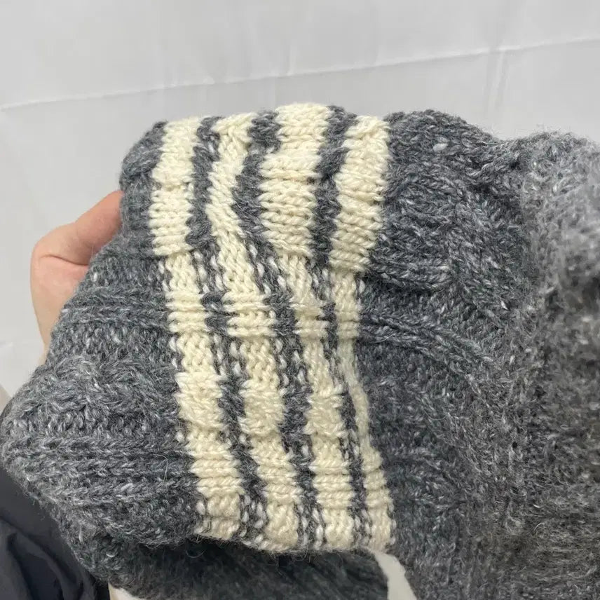 [BUNJANG] Thom Browne Aran Cable Knit Sweater [Size 4] / 톰브라운 아란케이블 사선완장 니트 [4]
