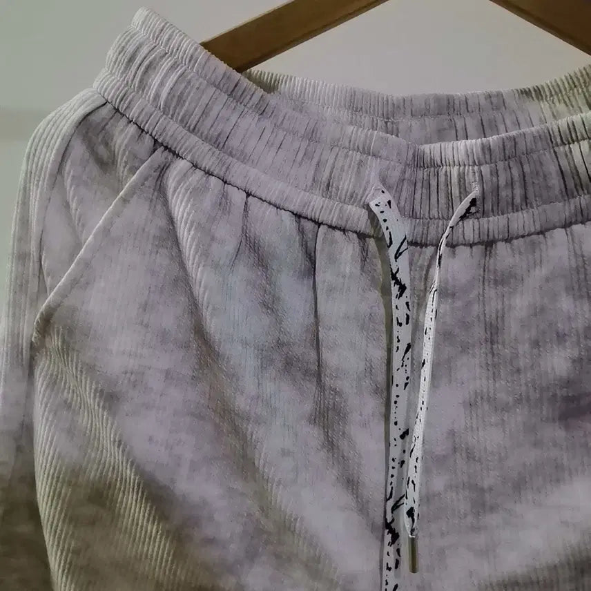 [SOLD OUT] 국내배송[L사이즈]몽클레어 반바지 남성 그레이 색상 빈티지