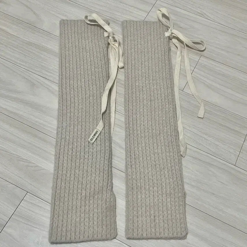 [BUNJANG] Glony Aisa Knit Leg Warmers (Oatmeal) / 글로니 아이사 니트 레그워머 (오트밀)