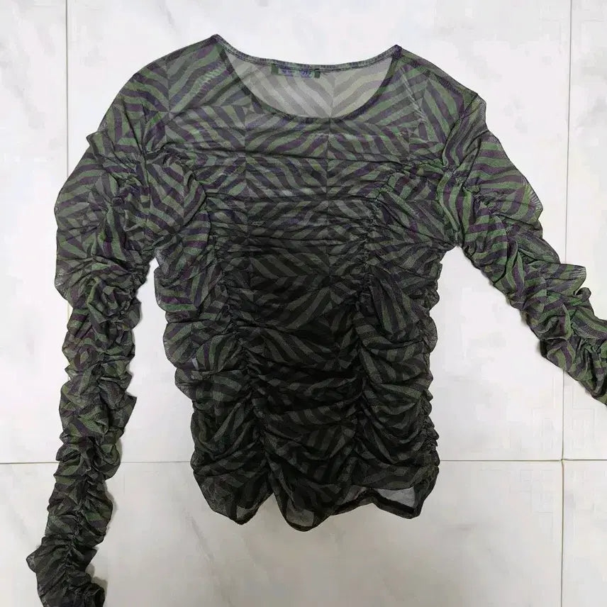 [BUNJANG] ZARA Green Pattern Shirred Blouse / 자라 그린 패턴 셔링 블라우스