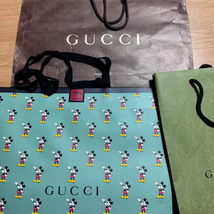 [BUNJANG] Various Designer Shopping Bags / 명품 쇼핑백(피엑스지,구찌,루이비통,어뉴,보테가,샤넬,고야드,캐나다구스)