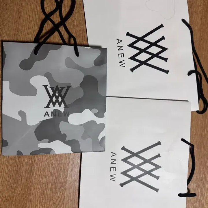 [BUNJANG] Various Designer Shopping Bags / 명품 쇼핑백(피엑스지,구찌,루이비통,어뉴,보테가,샤넬,고야드,캐나다구스)