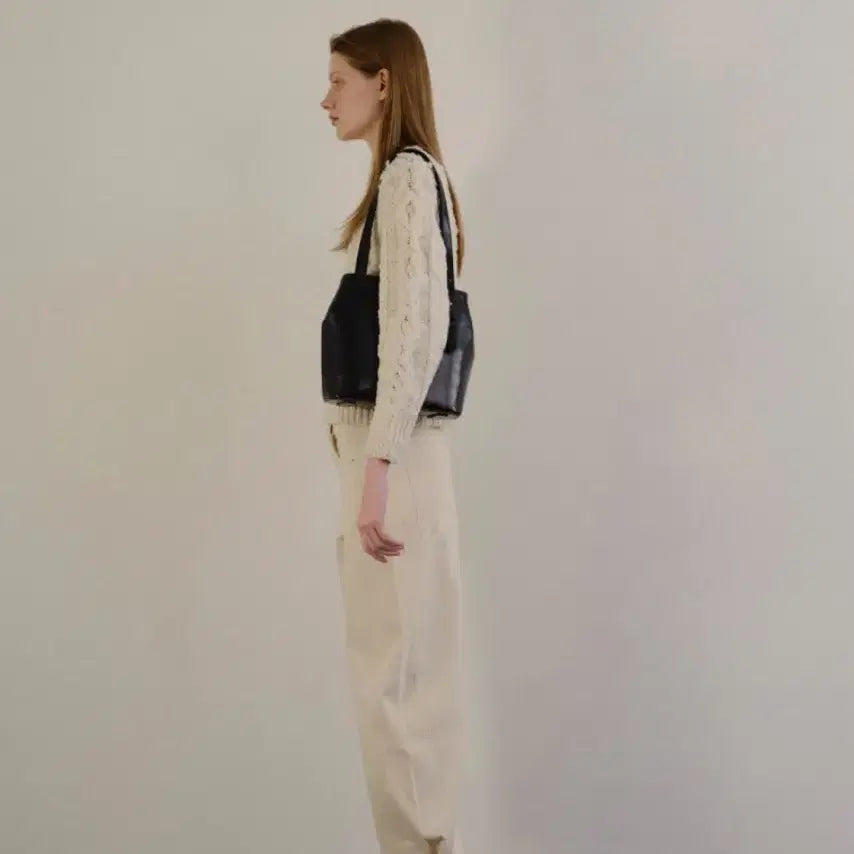 [BUNJANG] Lo Seoul Medium Shoulder Bag / 로서울 미디움 숄더백