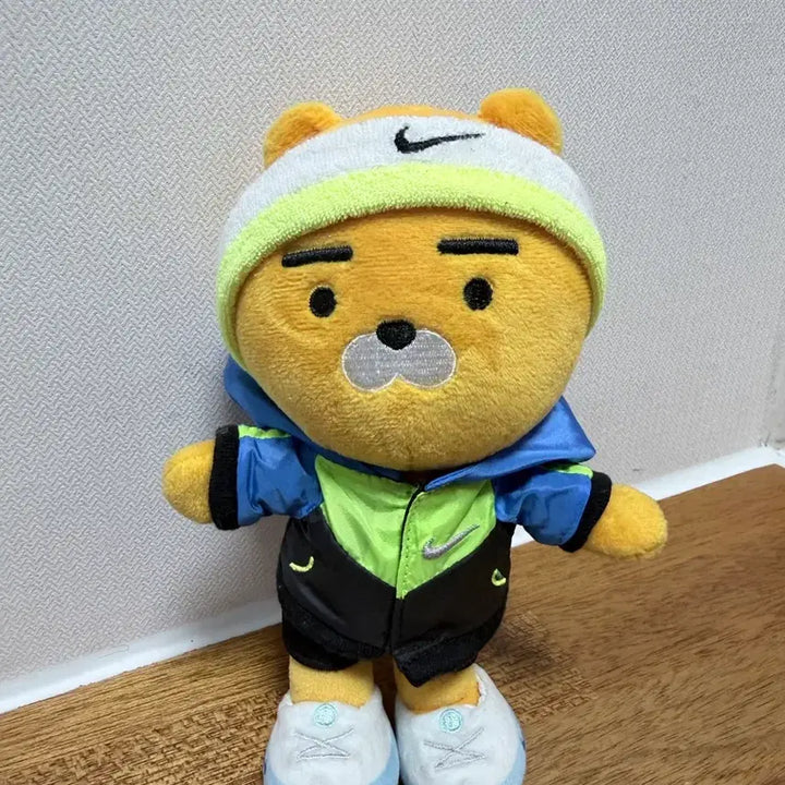 [BUNJANG] Kakao Friends Ryan Nike Collaboration Doll / 카카오프렌즈 라이언 나이키 콜라보 인형
