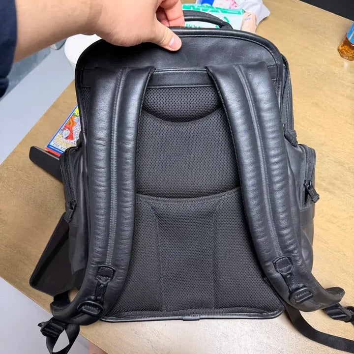 [BUNJANG] TUMI Leather Backpack - Black / TUMI 투미 가죽 백팩 블랙