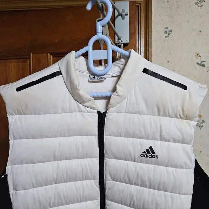 [SOLD OUT] 남녀공용 아디다스 구스다운 조끼