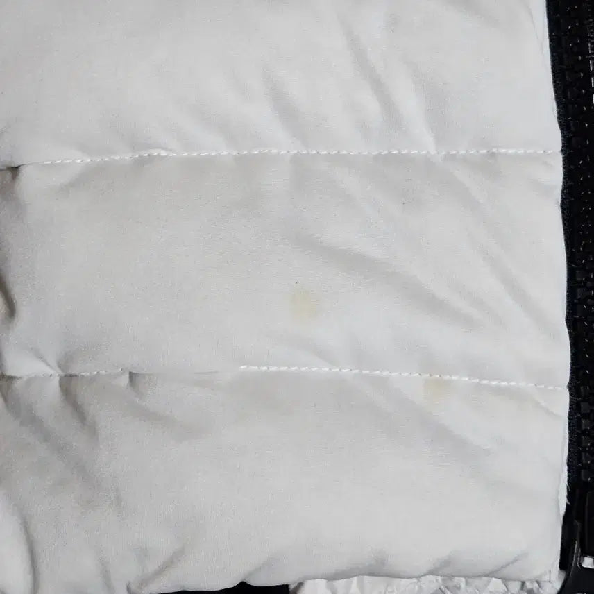 [SOLD OUT] 남녀공용 아디다스 구스다운 조끼