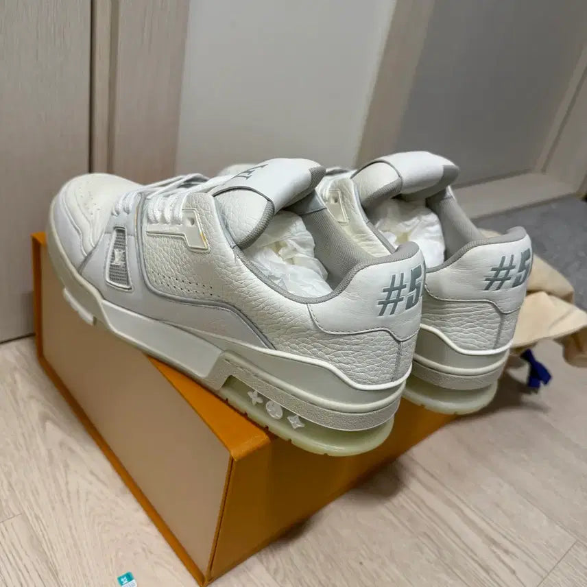 [BUNJANG] Louis Vuitton Trainer Sneakers / 루이비통 트레이너 스니커즈 7.5 (265-270)