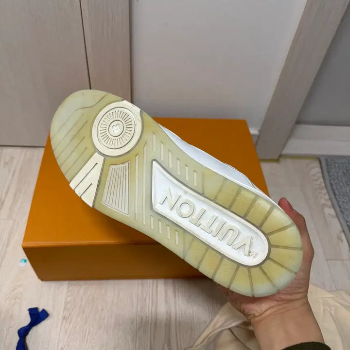 [BUNJANG] Louis Vuitton Trainer Sneakers / 루이비통 트레이너 스니커즈 7.5 (265-270)