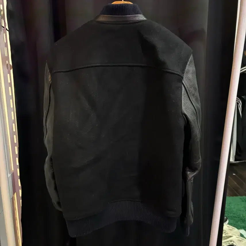 [BUNJANG] Locker Room Leather Sleeve Stadium Jacket / 로커드 가죽소매 스타디움 자켓