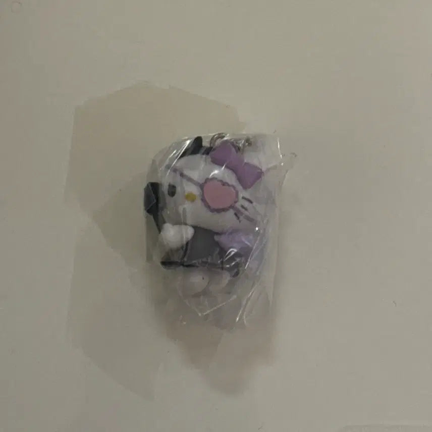 [BUNJANG] Hello Kitty Devil Swing Gacha / 헬로키티 데빌 스윙 가챠 판매