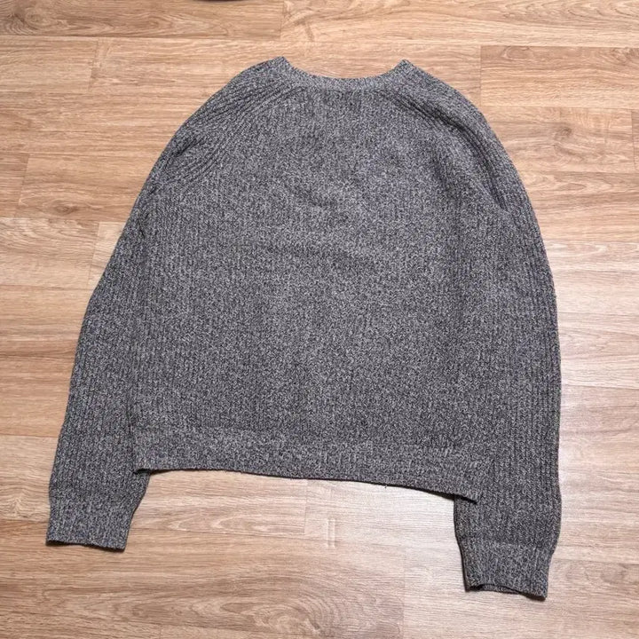 [SOLD OUT] Theory 띠어리 그레이 니트 스웨터