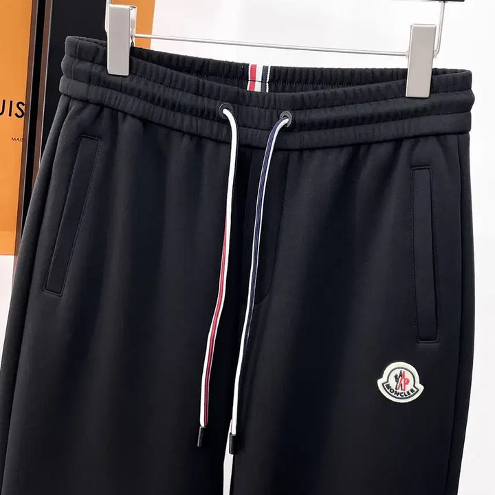 [BUNJANG] Moncler Jogger Pants Black / [XL]몽클레어 긴바지 면바지 와팬로고 조거 팬츠 블랙색상