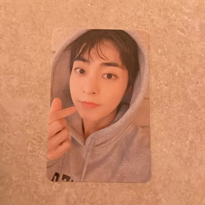 [BUNJANG] EXO Xiumin 2024 Season's Greetings Photocard / 첸백시 시우민 엑소 2024년 시그 포카