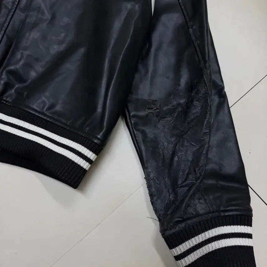 [BUNJANG] Partimento Leather Varsity Stadium Jacket / 파르티멘토 레더 바시티 스타디움 자켓