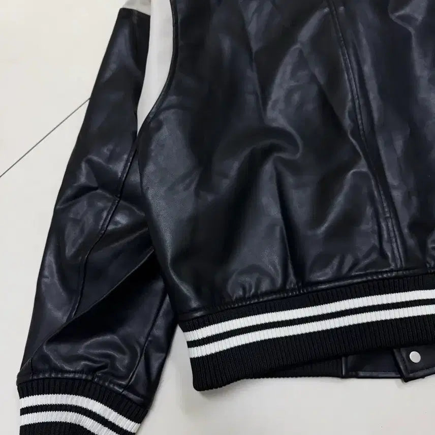 [BUNJANG] Partimento Leather Varsity Stadium Jacket / 파르티멘토 레더 바시티 스타디움 자켓