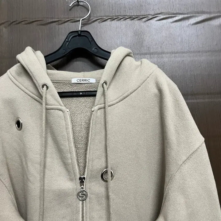 [BUNJANG] Seric Hooded Zip-up / 세릭 후드집업