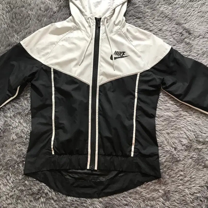 [BUNJANG] Nike NSW Windrunner Hooded Jacket (Women&