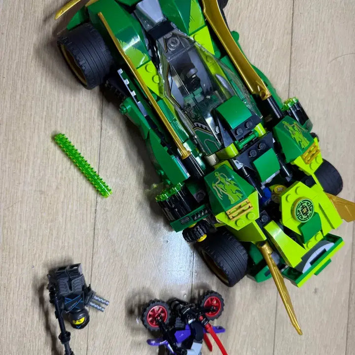 [BUNJANG] Lego 70641 Lloyd's Ninja Nightcrawler Full Box / 단종제품 S급 전시제품 70641 로이드의 닌자 나이트크롤러 풀박스