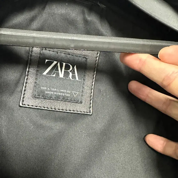 [BUNJANG] ZARA Leather Jacket / 자라 양가죽 자켓 L