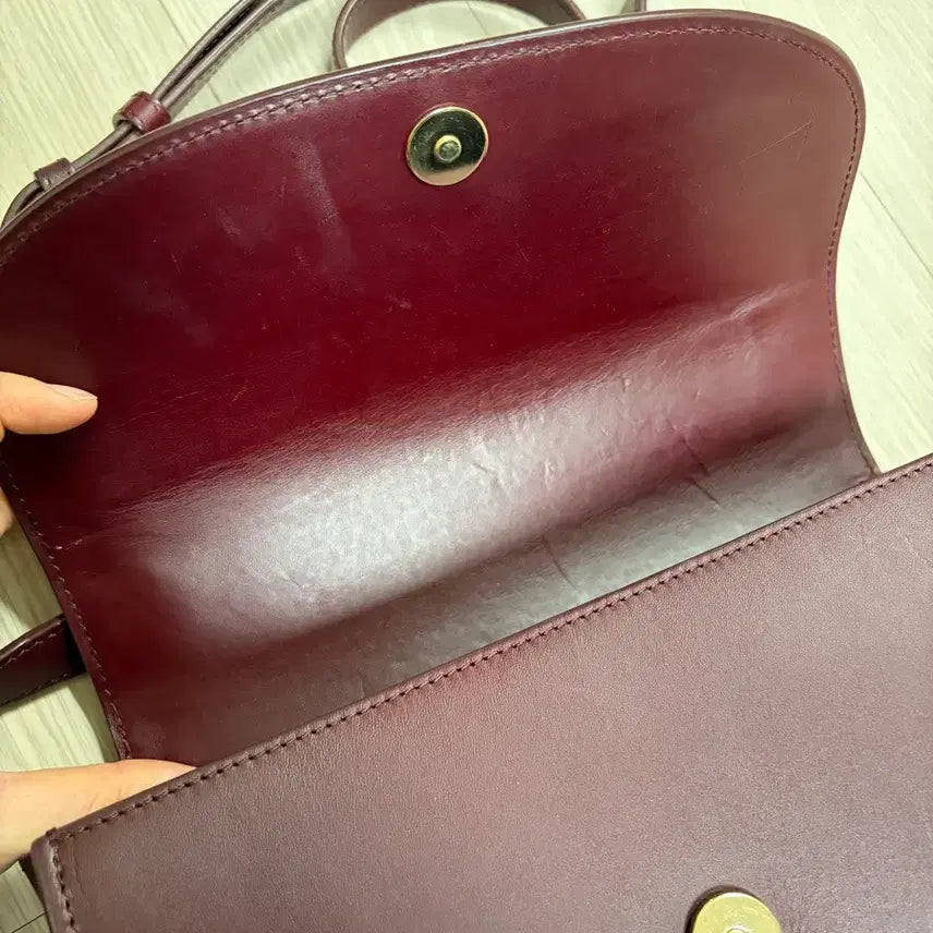 [BUNJANG] A.P.C. Geneva Burgundy Crossbody Bag / 아페쎄 제네바백 버건디 크로스백