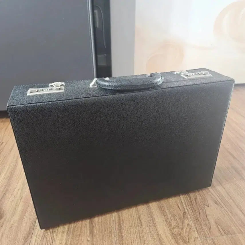 [BUNJANG] 007 Briefcase / 자바라 서류가방 007 가방(설명서 포함)