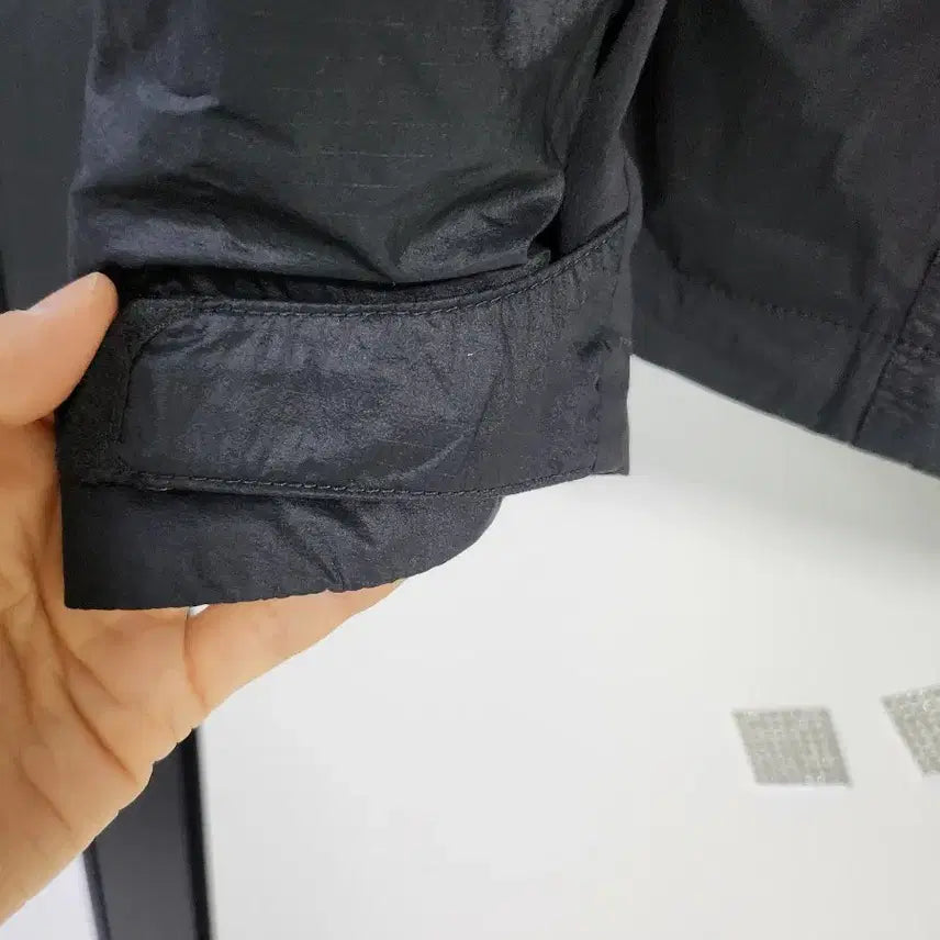 [BUNJANG] Black Yak Men's Windbreaker Jacket / 블랙야크 남성 바람막이 점퍼