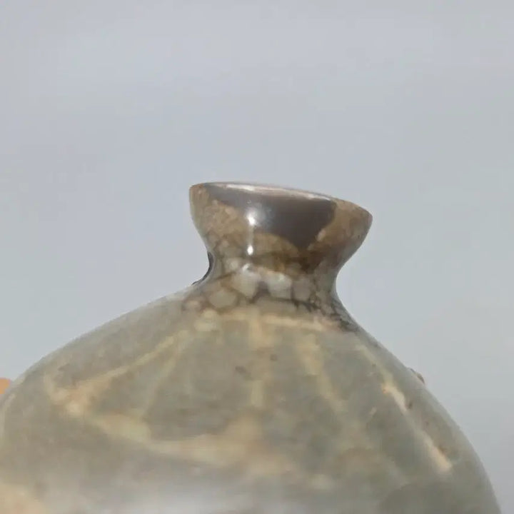 [BUNJANG] Goryeo Celadon Porcelain Pheasant Motif Water Bottle / 진품 고려청자 면백상감 봉황문 유병