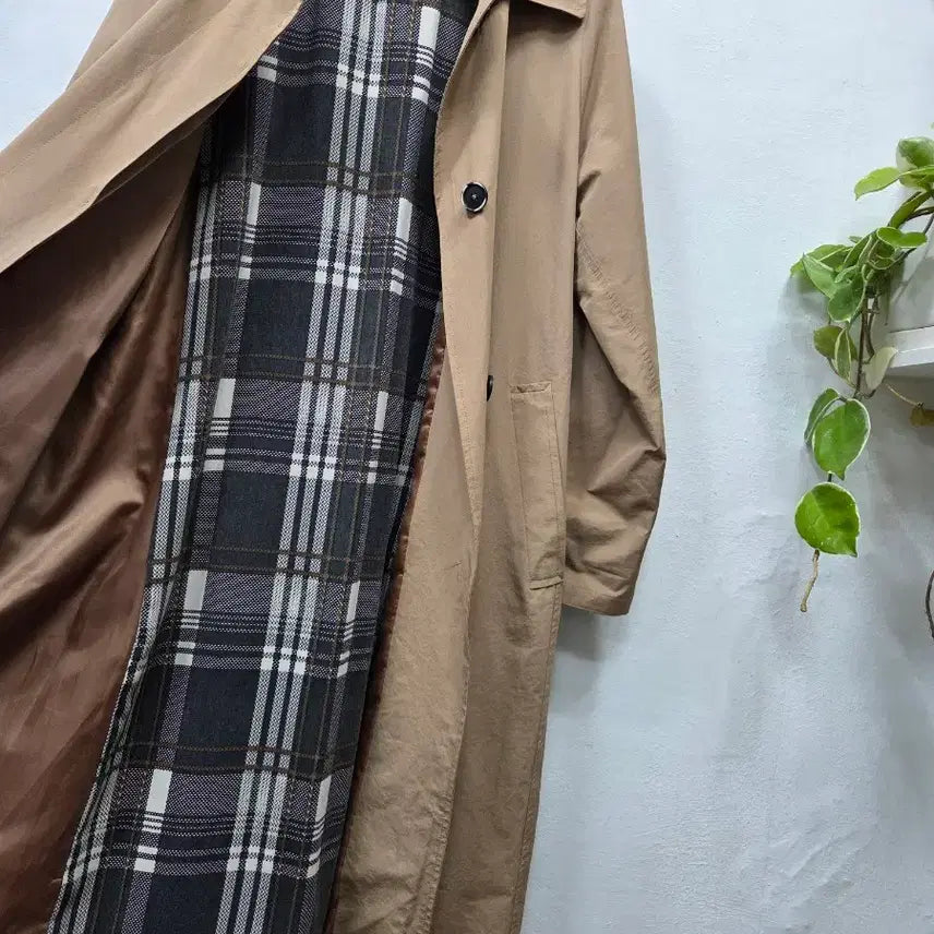 [BUNJANG] Daniel Beige Trench Coat (Size 66) / Daniel 뒷면이예쁜/여성 트렌치 코트 베이지 66