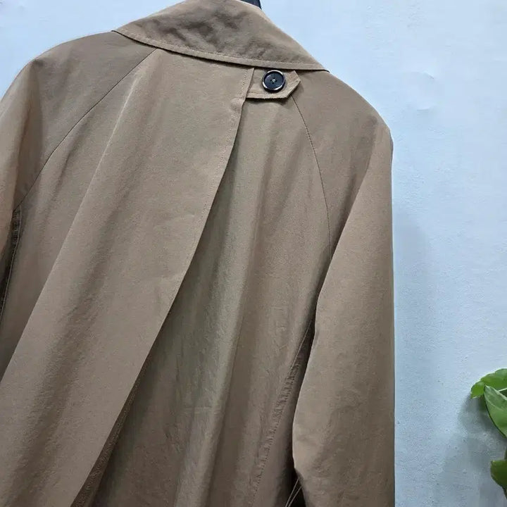 [BUNJANG] Daniel Beige Trench Coat (Size 66) / Daniel 뒷면이예쁜/여성 트렌치 코트 베이지 66