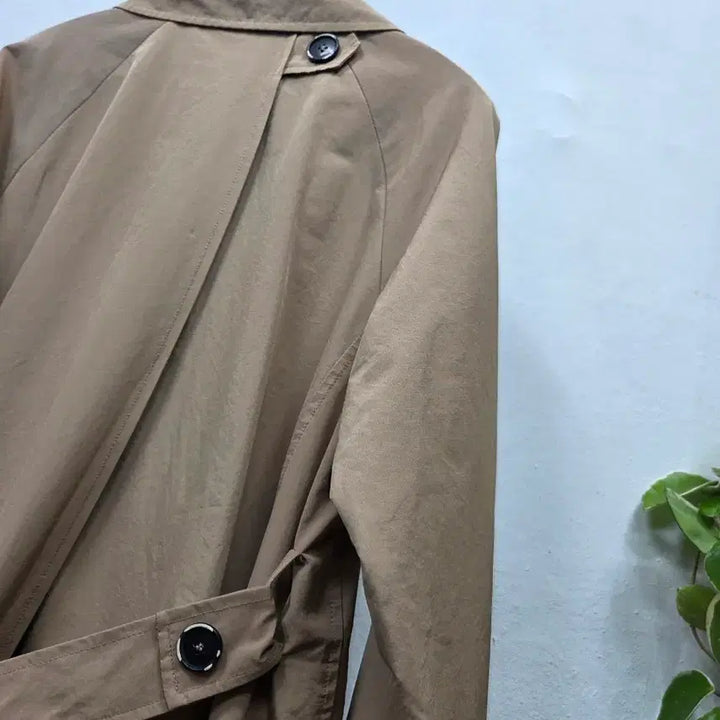 [BUNJANG] Daniel Beige Trench Coat (Size 66) / Daniel 뒷면이예쁜/여성 트렌치 코트 베이지 66
