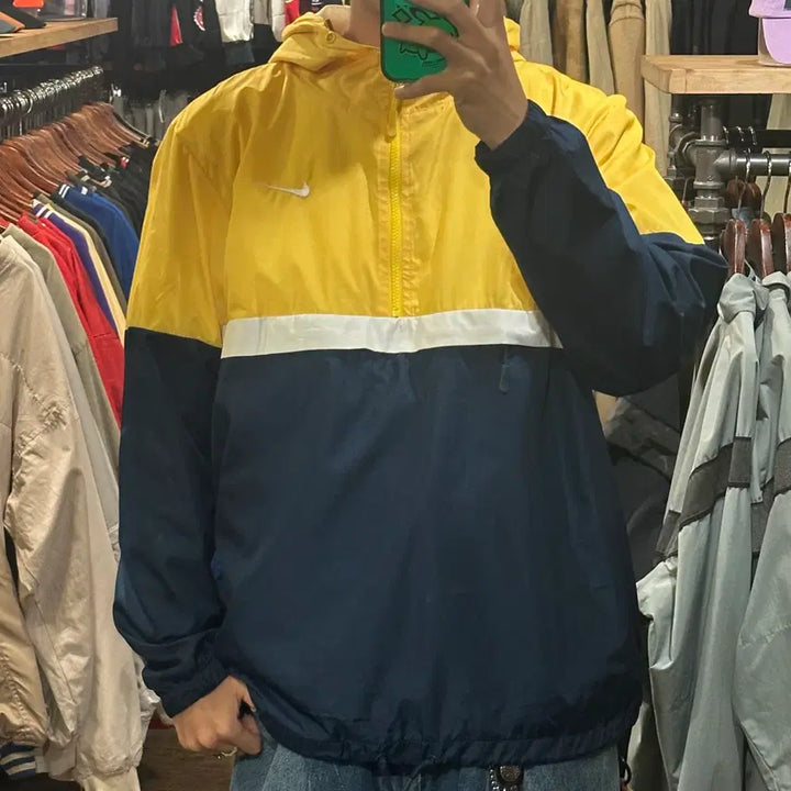 [BUNJANG] Nike Half-Zip Windbreaker Yellow / [HI] 나이키 반집업 바람믹이 옐로우